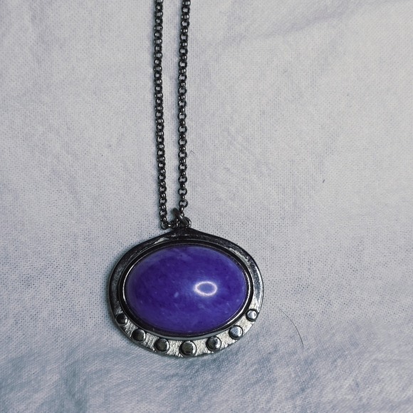 Elegant Purple Pendant Necklace - Picture 1 of 1